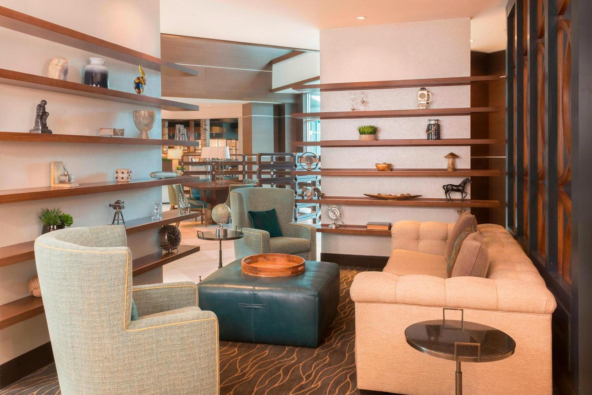 Sheraton Mesa Hotel At Wrigleyville West Extérieur photo